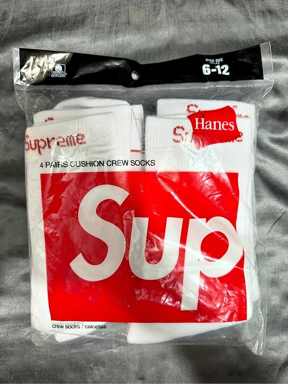 Supreme Hanes Cushion Crew Socks 4 Pack White & Red Size 6-12 NWT